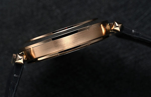 卡地亚走时不准解决办法详解